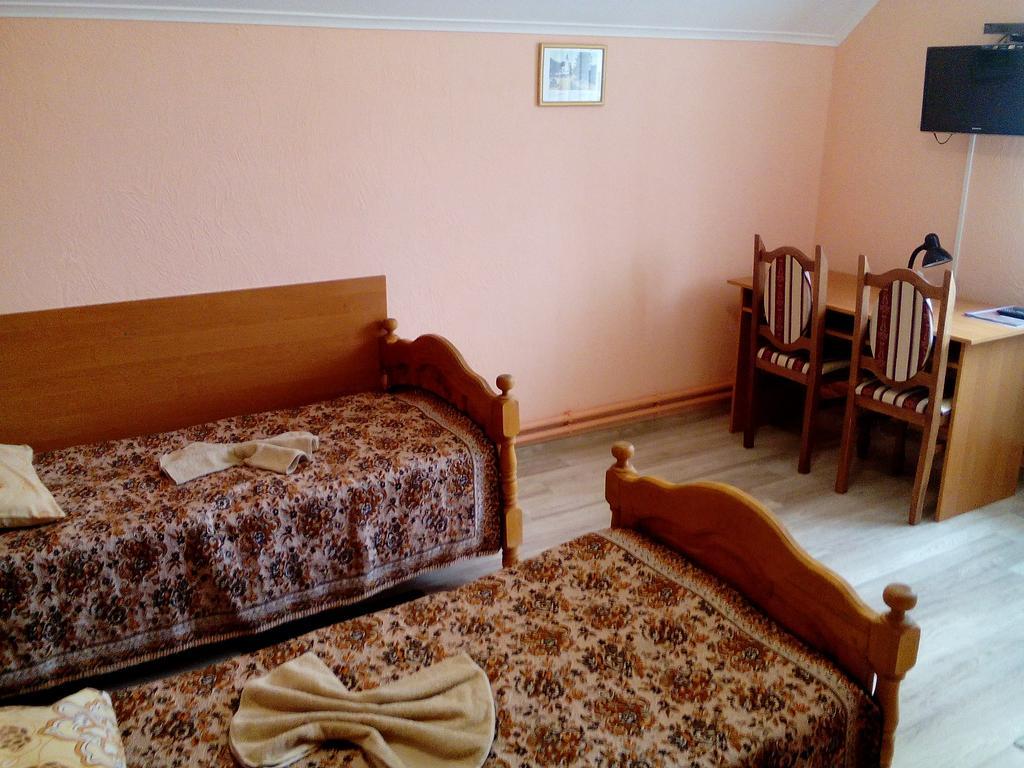 Hostel On Flotska Ivano-Frankivsk Extérieur photo