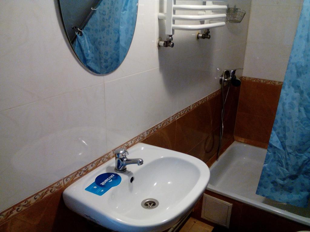 Hostel On Flotska Ivano-Frankivsk Extérieur photo