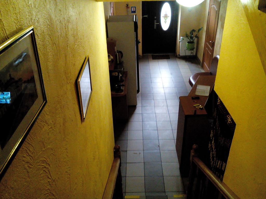 Hostel On Flotska Ivano-Frankivsk Extérieur photo